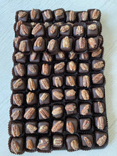 Load image into Gallery viewer, Meltaways: Maple Bourbon Pecan