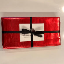 Load image into Gallery viewer, MHS FUNDRAISER - Valentine&#39;s Milk &amp; Dark Chocolate Assortment Box (1 lb)
