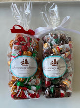Load image into Gallery viewer, Santas - Novelty Bag of Foiled Milk Chocolate Jolly Saint Nicks
